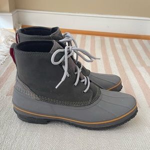 UGG Zetik Men's Boots 9 Grey Leather Waterproof Winter Duck Snow